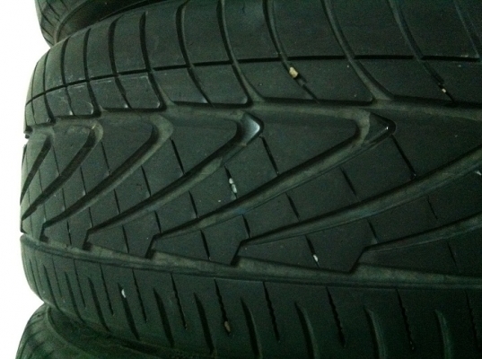 ขายล้อ re30 ขอบ17 หน้า7 หลัง8 สีเบ็คโคม พร้อมยาง nitto neogen 205/45/17 สัปดาห์ 20/11 ปี ขายล้อ re30 ขอบ17 หน้า7 หลัง8 สีเบ็คโคม พร้อมยาง nitto neogen 205/45/17 สัปดาห์ 20/11 ปี