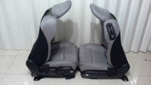 ขายเบาะคู่หน้าทรงสปอร์ต Honda CRZ สวยๆ ราคาถูก