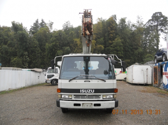 รถเครน อีซุซุ