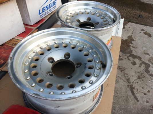 หยดน้ำinter speed japan 15×7.5" 5รู139.7 2วง หยดน้ำinter speed japan 15×7.5" 5รู139.7 2วง