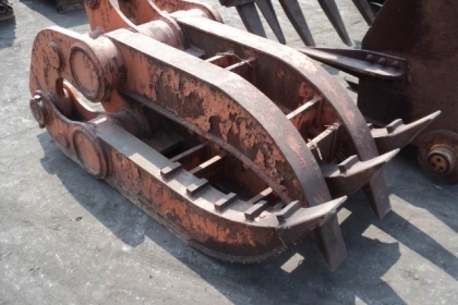 ขายหัวคีบไม้ หัวคีบเหล็ก สำหรับรถรถแบคโฮ PC 200 มือสองเก่าญี่ปุ่น ตัวใหญ่ ราคา 65,000 บาท