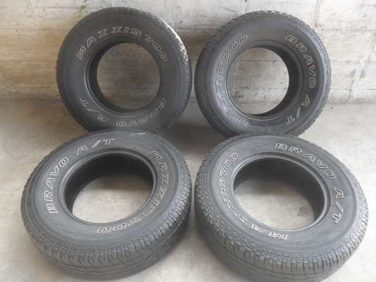 ยาง MAXXIS 265/70R16 ปี11 สวยๆ 4 เส้น ราคา 2700 บาท