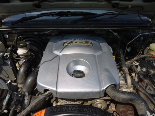 ขาย ISUZU super titanium 2500 ขาย ISUZU super titanium 2500