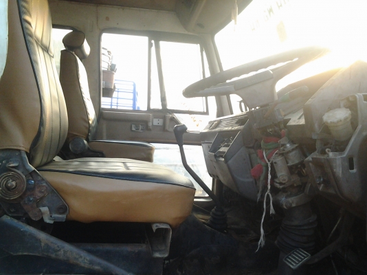 MITSU FN215 คุณหลงใส่หางปลาแล้วครับ ขึ้น 200สบาย เครื่อง 6bg1 เกียร์เสื้อลาย 6สปีด ขึ้น 200 ได้ครับ