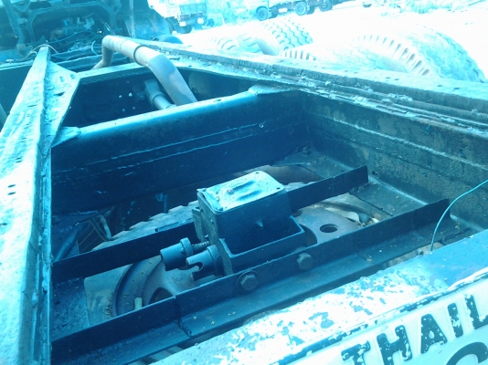 MITSU FN215 คุณหลงใส่หางปลาแล้วครับ ขึ้น 200สบาย เครื่อง 6bg1 เกียร์เสื้อลาย 6สปีด ขึ้น 200 ได้ครับ