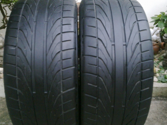 ขายยาง Dunlop ปี10 255/45/18 1คู่ ดอกหนาๆคับ 2700 บาทคับ