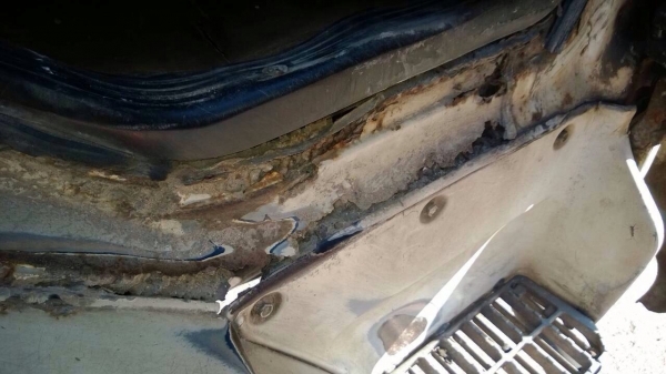 ขายรถสิบล้อบรรทุกน้ำมัน Isuzu 240 หัวขาว FXZ23NFY 2 เพลา เครื่อง P11C โหลดบน ทะเบียนพร้อม ขายรถสิบล้อบรรทุกน้ำมัน Isuzu 240 หัวขาว FXZ23NFY 2 เพลา เครื่อง P11C โหลดบน ทะเบียนพร้อม