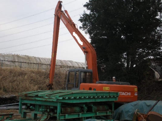 ขายรถขุดอาร์มยาว Hitachi EX200-2M สนใจโทร 083 0812889