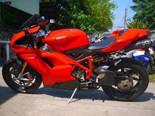 ขาย Ducati 1098s พร้อมของแต่งเยอะๆแพงๆ ทะเบียนแท้ ขาย Ducati 1098s พร้อมของแต่งเยอะๆแพงๆ ทะเบียนแท้