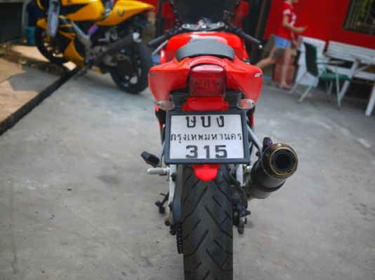 ขาย CBR400 พร้อมทะเบียนแท้ แฟริ่ง Rc212 ท่อสูตร โยชิ เครื่องสดๆ