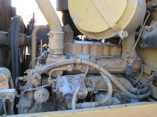 รถตักล้อยาง CAT 936E มือสอง สนใจโทร 083 081 2889