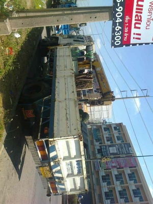 ขายด่วน หกล้อติดเครน 3 ตัน