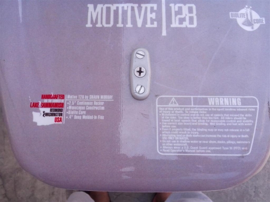 ขาย เวคบอร์ด เก่าญี่ปุ่น มือสอง ครับ สภาพดีครับ ขาย เวคบอร์ด เก่าญี่ปุ่น มือสอง ครับ สภาพดีครับ