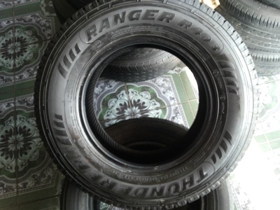 ขายยาง225/70/15 ปี 4511 THUNDERER R403 1 ชุด