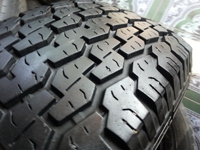 ขายยาง225/70/15 ปี 4511 THUNDERER R403 1 ชุด