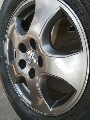 ขายล้อแม็ก VIGO CHAMP 16 (สีกัลเงา) พร้อมยางปี 12 1 ชุด