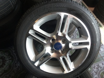 ขายล้อแม็กFORD Fiesta (TOP) ขอบ 16 พร้อมยาง 1 ชุด