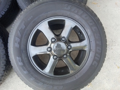 ขายล้อแม็กISUZU 16 นิ้ว 6 ก้าน ( สีกัลเงา ) พร้อมยาง 1 ชุด