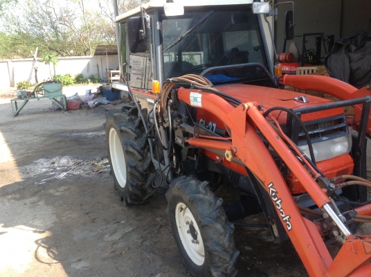 รถสวยๆมีตักหน้า รถสวยๆมีตักหน้า