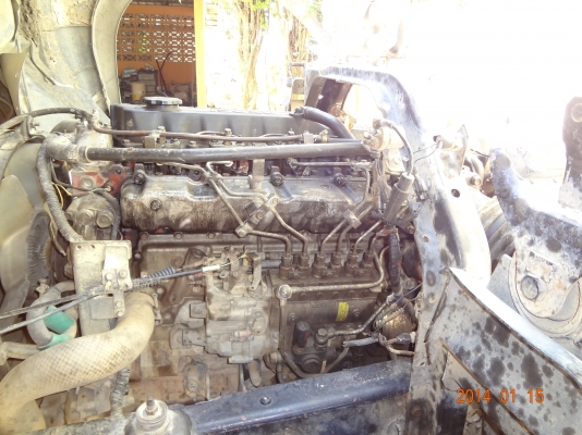 ขาย 6 ล้อ ดั้ม isuzu 195 เเรง