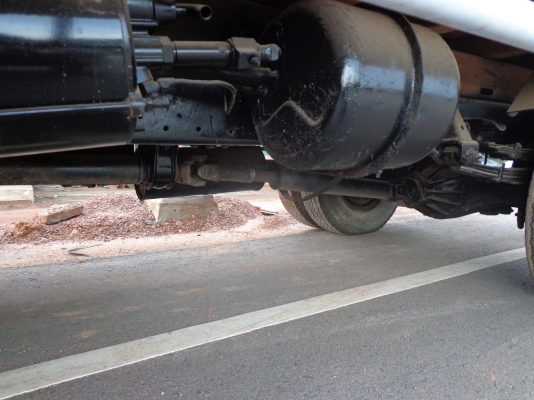 ขาย 6 ล้อ 115 แรง  390000 บาท