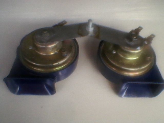 แตรนอกล้วนๆ!! เสียงลั่นๆ สวยทุกคู่ ใช้งานได้หมด ราคาหลักร้อย!!