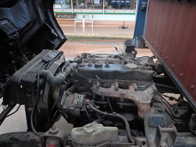 ขาย 6 ล้อ 115 แรง  390000 บาท