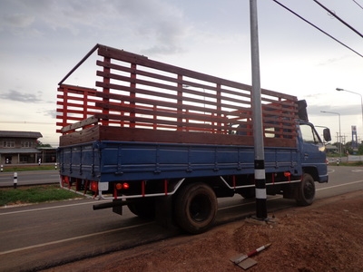 ขาย 6 ล้อ 115 แรง  390000 บาท