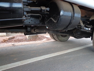 ขาย 6 ล้อ 115 แรง  390000 บาท