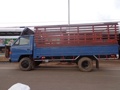 ขาย 6 ล้อ 115 แรง  390000 บาท