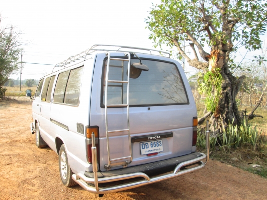 รถตู้ปี33 ล้อแม็ก แอร์เย็นเครื่อง2l เทอร์โบ 2500