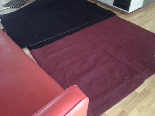 พรมปูพื้น อเนกประสงค์ ปูพื้นรถยนต์ พื้นบ้าน ขายถูกๆ ราคา กก.ละ 60 บาท ด่วน