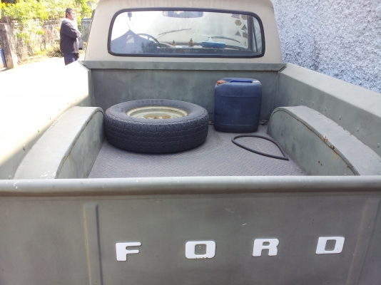 ขาย  FORD  F100