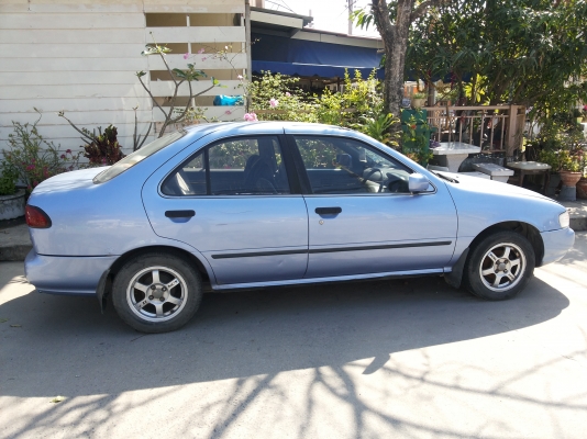 ขายรถนิสสันสันนี่บี14ท้ายยาวถูกๆด่วนครับ