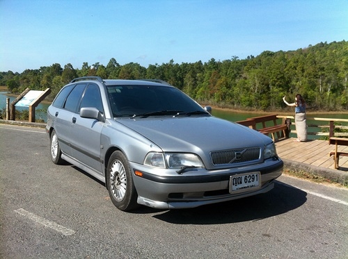 VOLVO, V40 2.0 2ระบบคับแก๊ซหัวฉีดถังโดนัดพร้อมใช้สุดๆ LPGนะคับ5ปะตูคับ VOLVO, V40 2.0 2ระบบคับแก๊ซหัวฉีดถังโดนัดพร้อมใช้สุดๆ LPGนะคับ5ปะตูคับ