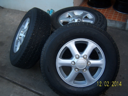 แม็คพร้อมยาง 245 70 16 สภาพดี