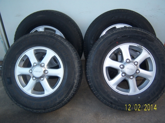 แม็คพร้อมยาง 245 70 16 สภาพดี