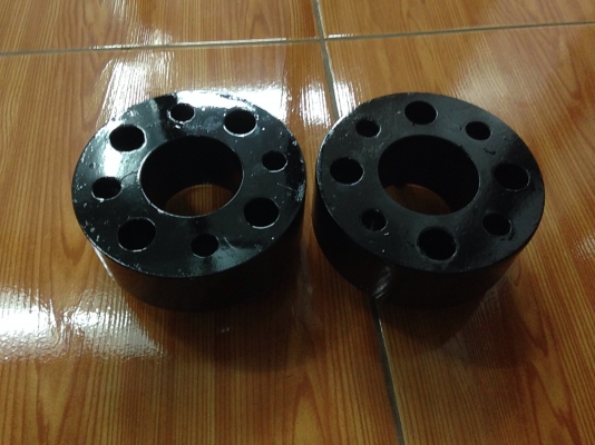 สเปเซอร์หนา 2 นิ้ว 4 รู 100