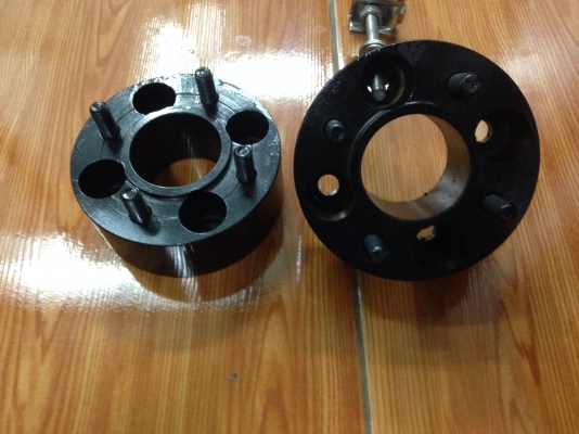 สเปเซอร์หนา 2 นิ้ว 4 รู 100