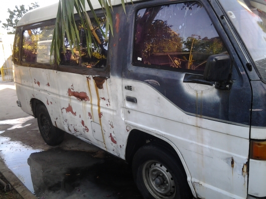 ขายรถตู้บัสดี ดีเซลฝาทอง 59500