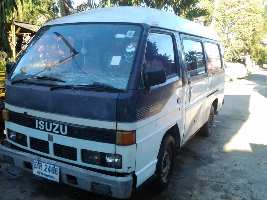 ขายรถตู้บัสดี ดีเซลฝาทอง 59500