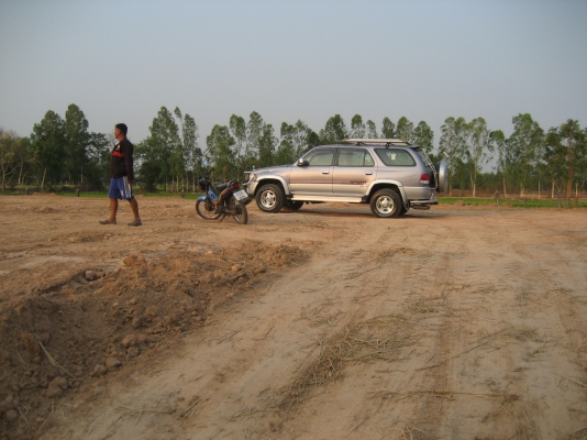 ขายที่ดินติดถนน ออกจาก 4 แยกยางตลาด โฉนด 08