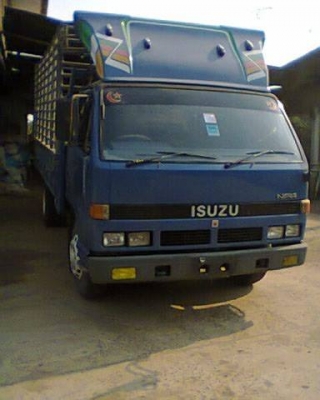 ขายด่วน NPR115 แรง  เสี่ยสั่งลุย  ปี 2538   รถพร้อมใช้งานบางๆๆติดแอร์ พวงมาลัยพาเวอร์ แล้วด้วย