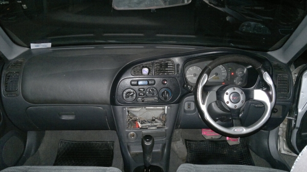 ขายท้ายเบนซ์ เครื่อง1.8 เกียร์ออโต้ ติดแก๊สหัวฉีด เบรคABS