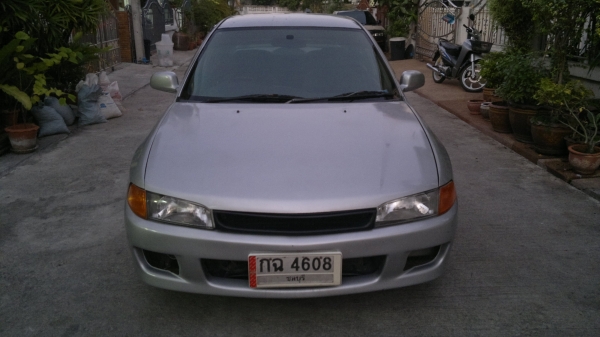 ขายท้ายเบนซ์ เครื่อง1.8 เกียร์ออโต้ ติดแก๊สหัวฉีด เบรคABS