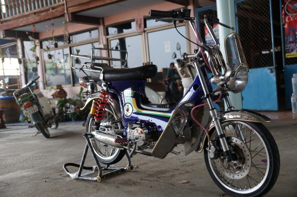 ขาย ชาลี เครื่อง LIFAN 110 CC เอกสารอินวอยครบ แต่ง สวยๆๆ