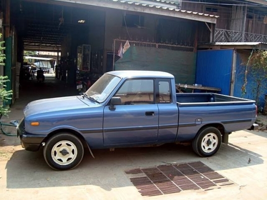 ขายMazda familia1300 พร้อมโอนเดิมๆสวยๆไม่ขาดต่อเครื่องดีระบบดี