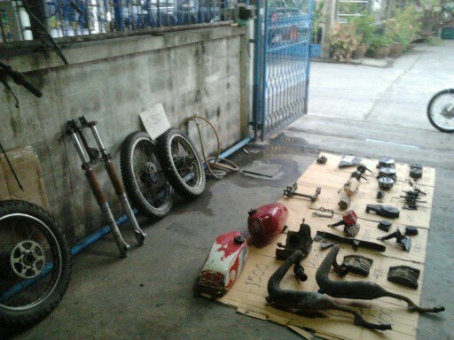 ระเบิด..dt125(mono)...เต็มคัน..11/2/57