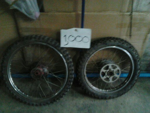 ระเบิด..dt125(mono)...เต็มคัน..11/2/57