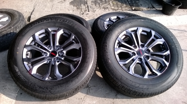 ขายล้อ TRD ขอบ 18 พร้อมยางป้ายแดง ล้อแท้ชุดละ 72,000